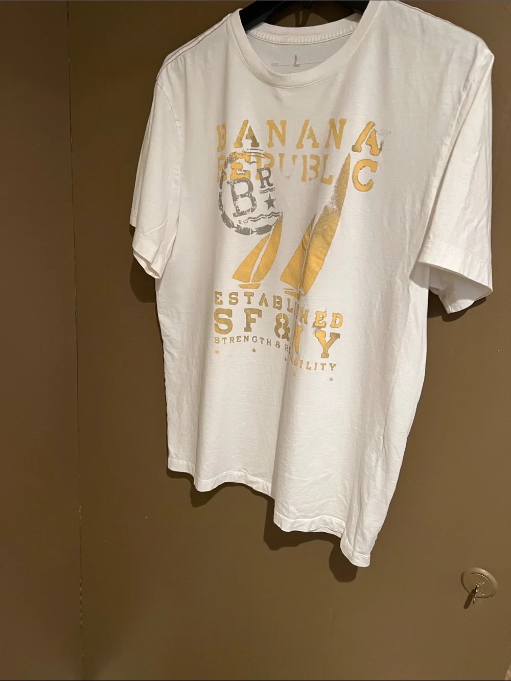 Banana Republic White Tee with Gold and Gray Graphic